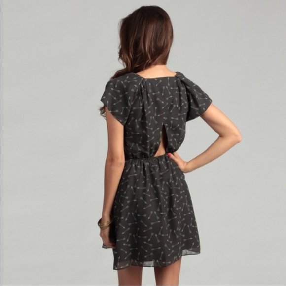BCBGeneration Arrow Print After Dark Dress - Picture 2 of 3